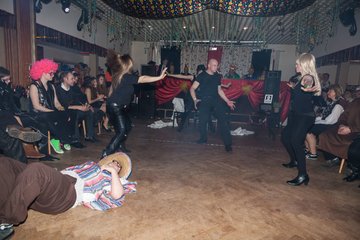 Bild 677 - Latuff 21014 die Wiemersdorfer Karnevalsveranstaltung